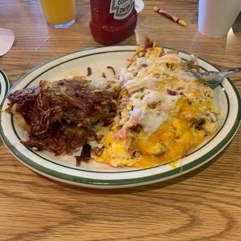Penfold's Café - Penfolds omelets - Breakfast & Brunch Near Me - Temecula, California