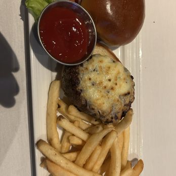 Dukes Chophouse - Wagyu burger and fries - Lounges Near Me - Schenectady, New York