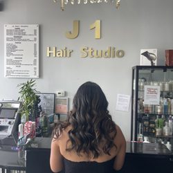 J1 Hair Studio - Blow dry and curl!