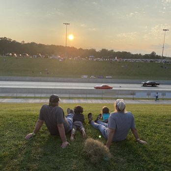 Dragway 42 - Watching from the hill side - West Salem, Ohio Dragway 42 - Watching from the hill side - West Salem, Ohio