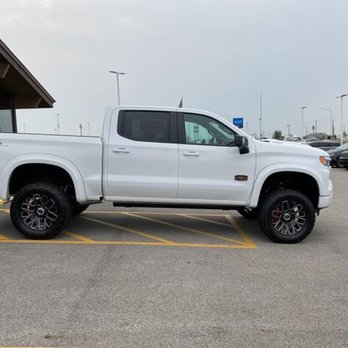 Driscoll Motors - 2025 Silverado 1500 RST - Car Dealers Near Me - Pontiac, Illinois Driscoll Motors - 2025 Silverado 1500 RST - Car Dealers Near Me - Pontiac, Illinois