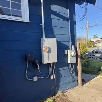 ABT Electric - 200 amp service, waiting for PGE to disconnect and reconnect to new service. - Electricians Near Me - Hayward, California