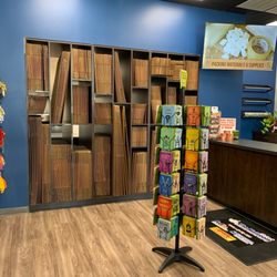 The Mailroom Gluckstadt = Print It, Pack It, Ship It, Get It - We have a wide variety of boxes to safely pack your shipment.