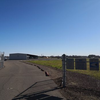 University Airport - EDU - No TSA pat-down. Kinda missed getting my action for the day. - Airports Near Me - Davis, California University Airport - EDU - No TSA pat-down. Kinda missed getting my action for the day. - Airports Near Me - Davis, California