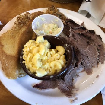 DUSTIN'S Bar-B-Q - Barbeque Near Me - Edgewater, Florida DUSTIN'S Bar-B-Q - Barbeque Near Me - Edgewater, Florida