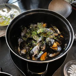 Mussels pot