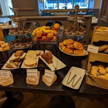 Morelands Grill - Breads - Steakhouses Near Me - Dublin, D Morelands Grill - Breads - Steakhouses Near Me - Dublin, D
