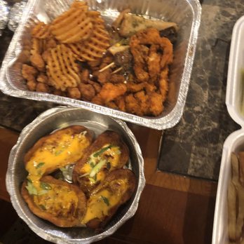 Play Book Sports Bar - Potato Skins and Vegas Sampler - Sports Bars Near Me - Niles, Illinois
