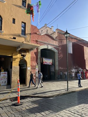 Mercado 20 de Noviembre by null