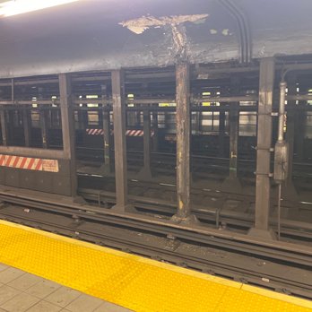 MTA - Dekalb Avenue Subway Station - Metro Stations Near Me - Brooklyn, New York