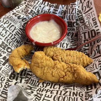 4th Street Grille - Two piece chicken, finger basket with gravy - American Near Me - Alamosa, Colorado