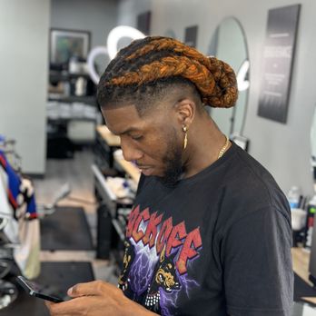 Studio Essence Salon - Men's Hair Salons Near Me - Dallas, Texas Studio Essence Salon - Men's Hair Salons Near Me - Dallas, Texas