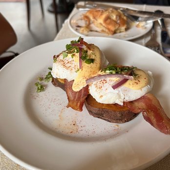Fellows Cafe - Sweet potato Benedict - Breakfast & Brunch Near Me - Roswell, Georgia Fellows Cafe - Sweet potato Benedict - Breakfast & Brunch Near Me - Roswell, Georgia