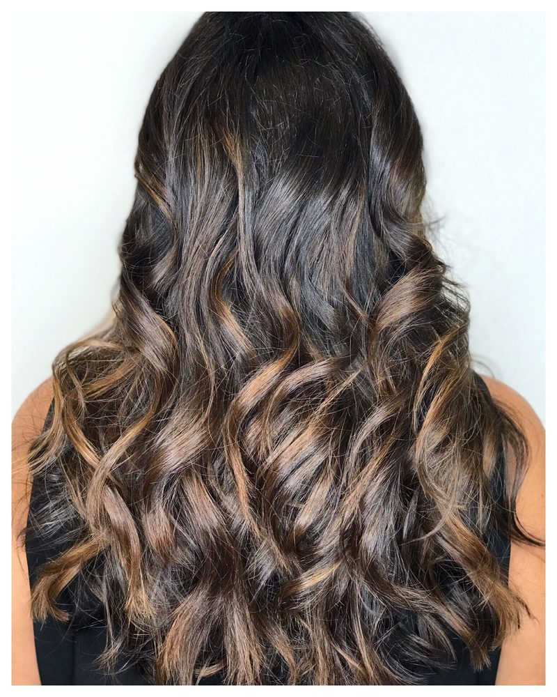 Bloom Hair Lounge Logo