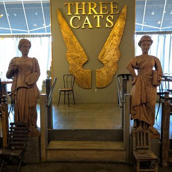 Three Cats - Dining atea - New American Near Me - Clawson, Michigan Three Cats - Dining atea - New American Near Me - Clawson, Michigan