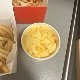 Mac n Cheese Mac n Cheese