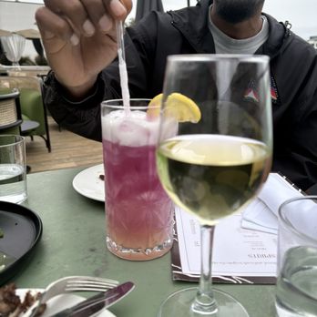 Aliya Cocktail Den - Lavender lemonade - Cocktail Bars Near Me - Brooklyn, New York