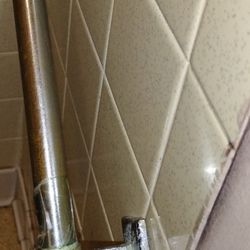 Lampasas Nursing & Rehab Center - Dirty walls