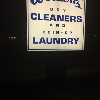Weldon's Cleaners - Weldons the laundry slum lords advertises there a 24hr Laundromat wrong false advertisement - Laundry Services Near Me - Medford, Oregon
