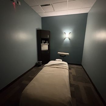 MassageLuXe - Massage room. - Massage Near Me - Cape Coral, Florida MassageLuXe - Massage room. - Massage Near Me - Cape Coral, Florida
