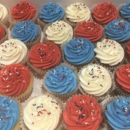 Birthday/ independence day cupcakes for my main... the flavors complemented each other well! Birthday/ independence day cupcakes for my main... the flavors complemented each other well!