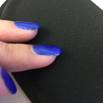 5th Ave Nails & Spa - Chipping and lifting after one week. Shame! - Day Spas Near Me - San Antonio, Texas