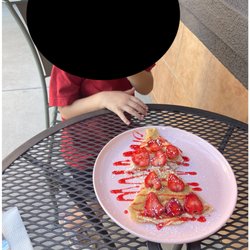 Crepe N Cream - Strawberry crepe.