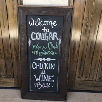 Grapeline Wine Tours - Lunch location - Wine Tours Near Me - Temecula, California