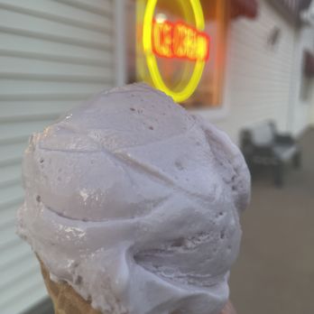 True North Icecream - Honey lavender ice cream - Ice Cream & Frozen Yogurt Near Me - Battle Creek, Michigan True North Icecream - Honey lavender ice cream - Ice Cream & Frozen Yogurt Near Me - Battle Creek, Michigan