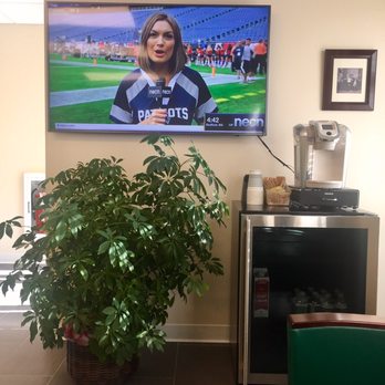 Michael J Stein, MD - TV and Keurig in Waiting Room - Family Practice Near Me - Salem, New Hampshire Michael J Stein, MD - TV and Keurig in Waiting Room - Family Practice Near Me - Salem, New Hampshire