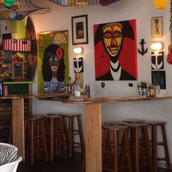 Tupe-Aloha - Indoor seating