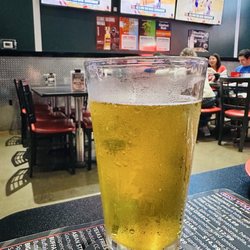 Center Court Pizza & Brew - Shiner Strawberry