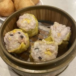 Southland Restaurant - Deluxe pork dumplings