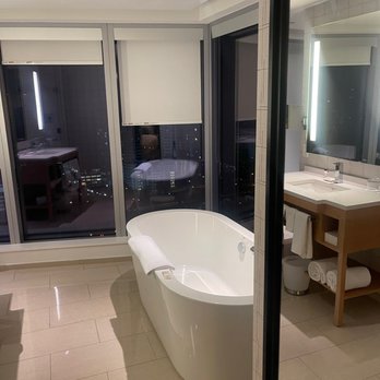Delta Hotels Toronto - Hotels Near Me - Toronto, Ontario Delta Hotels Toronto - Hotels Near Me - Toronto, Ontario