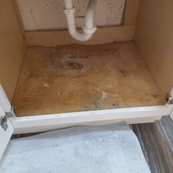 Summit Contractor & Handyman - Restauración de madera por daños por agua