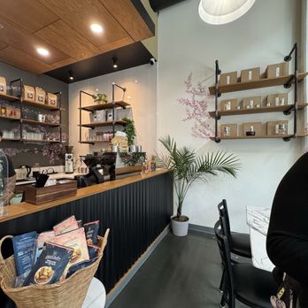 Fresh Cups - Front entrance - Coffee & Tea Near Me - Bothell, Washington Fresh Cups - Front entrance - Coffee & Tea Near Me - Bothell, Washington