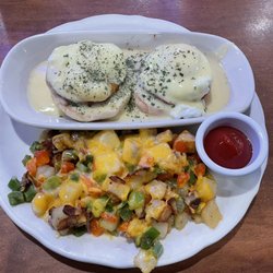Eggs Benedict & Deluxe Potatoes