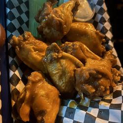 Drinks Lounge & Records - Wings