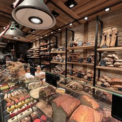 Atelier 116 - Full picture of the pastry shop
