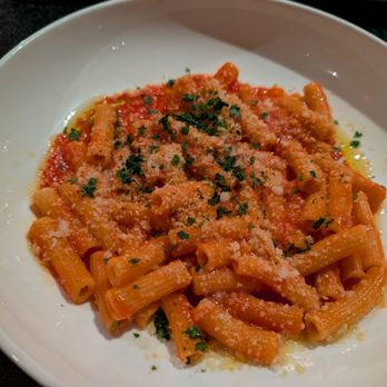 Elisabetta Okc - Mezze Rigatoni - Italian Near Me - Oklahoma City, Oklahoma Elisabetta Okc - Mezze Rigatoni - Italian Near Me - Oklahoma City, Oklahoma