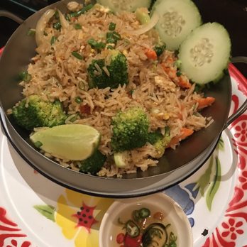Rim Tanon - Tofu fried rice - Thai Near Me - Houston, Texas Rim Tanon - Tofu fried rice - Thai Near Me - Houston, Texas