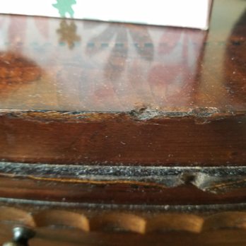 Virginia Varsity Transfer - Chipped dresser (I touched up the raw wood with a furniture marker so it won't attract so much attention) - Movers Near Me - Salem, Virginia Virginia Varsity Transfer - Chipped dresser (I touched up the raw wood with a furniture marker so it won't attract so much attention) - Movers Near Me - Salem, Virginia