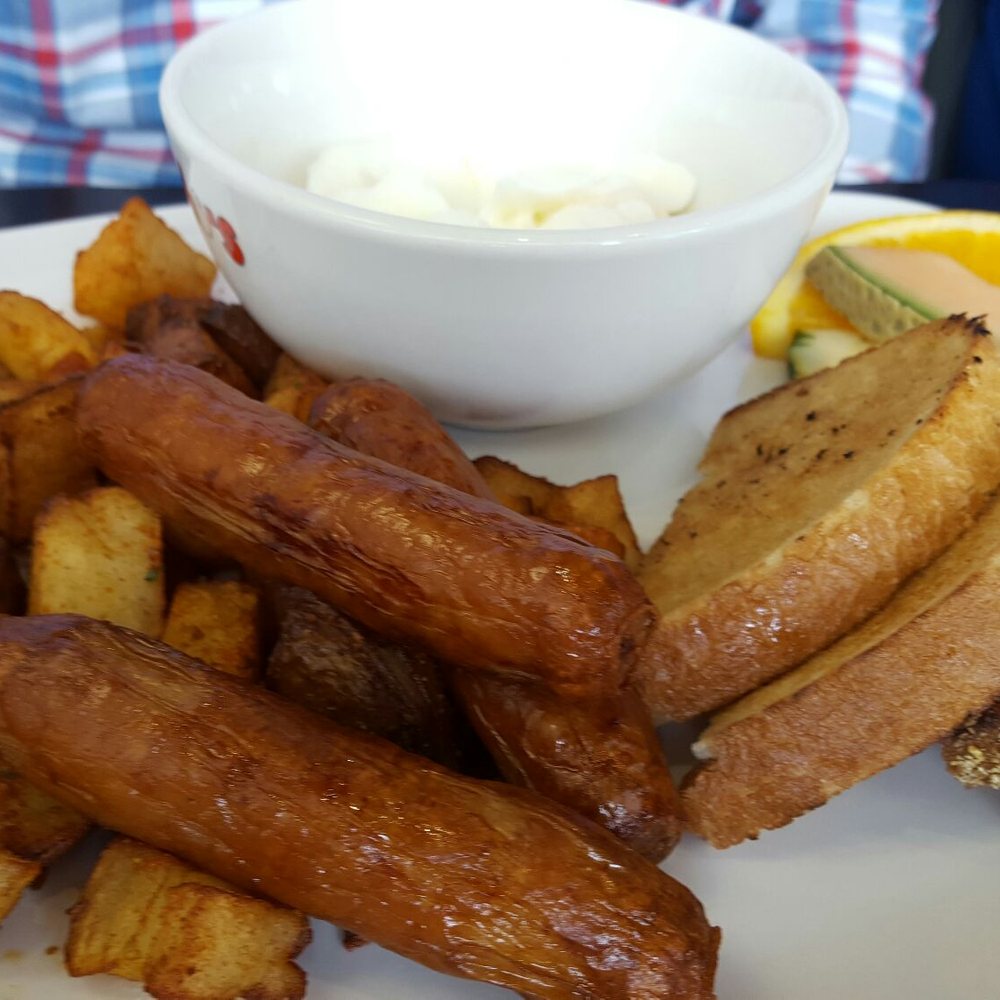 Panagio's All Day Grill - Usual Suspects Breakfast with Sausage and Poached Eggs - American Near Me - Mississauga, Ontario