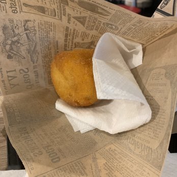 Puglia in Tavola - Queso arancini - Italian Near Me - Barcelona, B Puglia in Tavola - Queso arancini - Italian Near Me - Barcelona, B