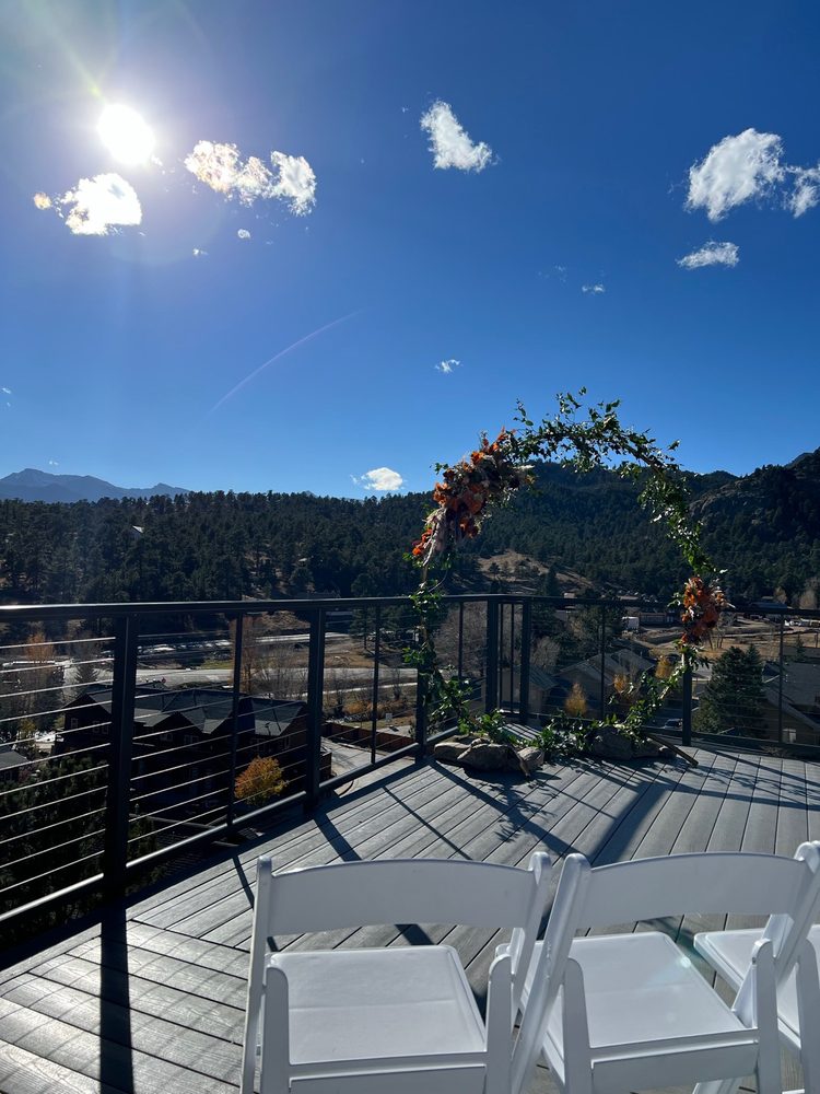 FLORAL DESIGN OF EUROPE Updated September 2024 35 Photos & 20