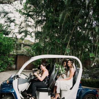 Haiku Gardens Weddings - Tamara, our favorite coordinator :)  Photo Credit: Christie Pham Photography - Venues & Event Spaces Near Me - Kaneohe, Hawaii