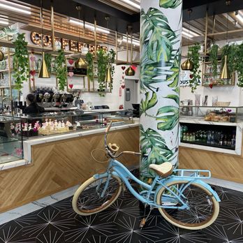 La Industria Bakery - Pancakes Near Me - Miami, Florida