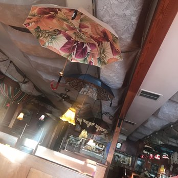 Drift Inn - Resteraunt decor - New American Near Me - Yachats, Oregon