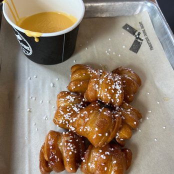 Smoke & Fire Social Eatery - Pretzel bites with cheese sauce - Comfort Food Near Me - Paramount, California Smoke & Fire Social Eatery - Pretzel bites with cheese sauce - Comfort Food Near Me - Paramount, California