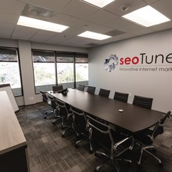 SeoTuners - SEO Tuners Executive Meeting Room